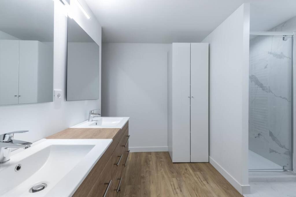 Hsh Sentier-reaumur Iii Beautiful 6p-2br Appartement *